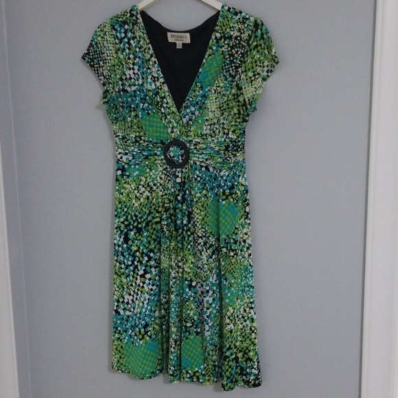 Green midi dress, size 12P - Picture 1 of 3